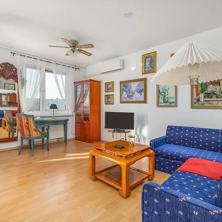 One Bedroom With Balcony In By Renters Apartment