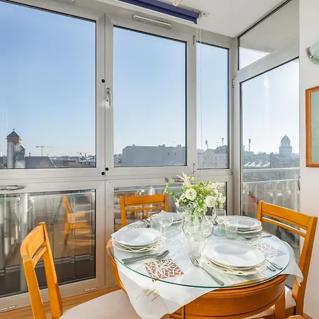 One Bedroom With Balcony In By Renters